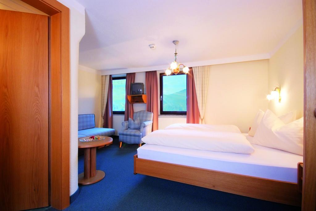 Hotel Zum Lamm Tarrenz Quarto foto